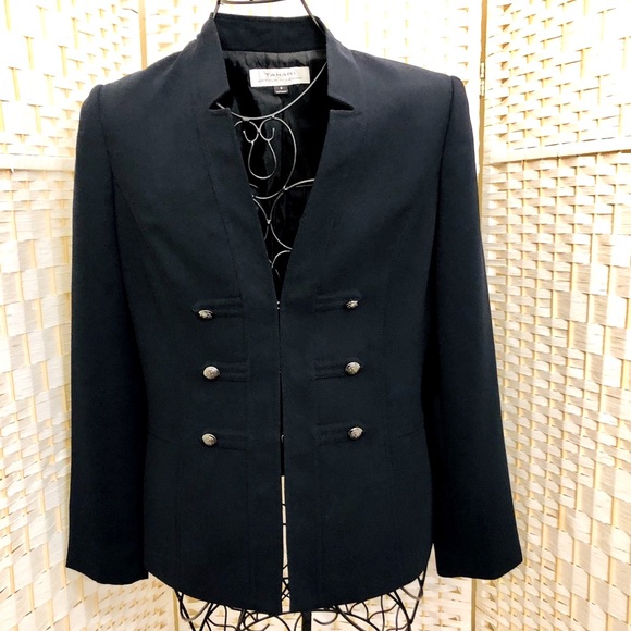 Tahari Jackets & Blazers - ✅ TAHARI🤎 black long sleeve Blazer